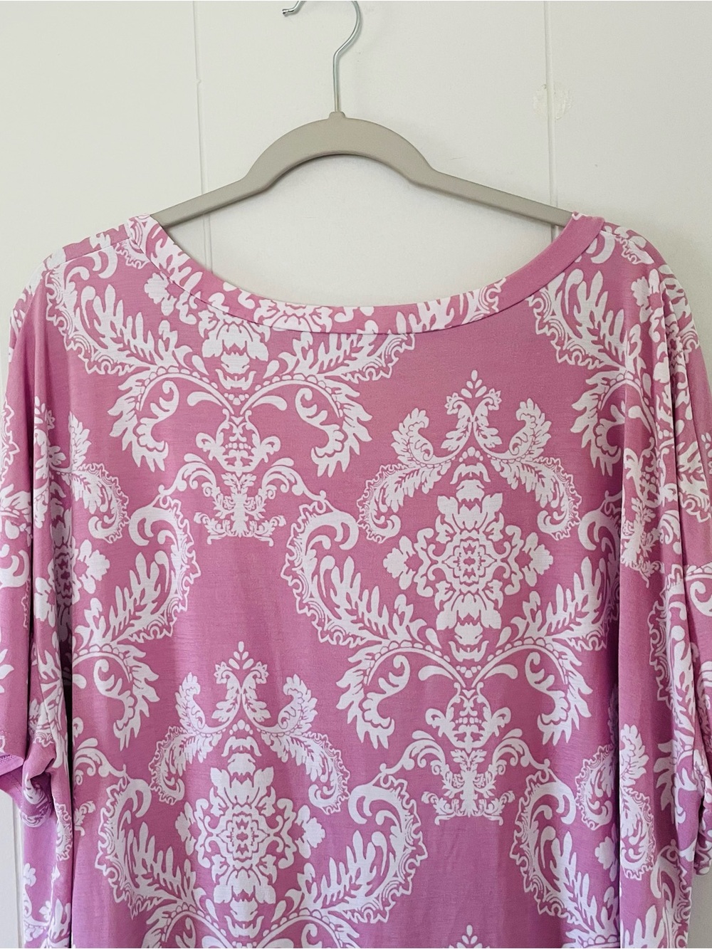 Women's Pink Damask V-Neck Pocket Tee - Picture 7 of 8